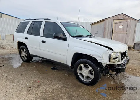 2008 Chevrolet Trailblazer Ls z USA, uszkodzony, nr VIN 1GNDT13S382237357
